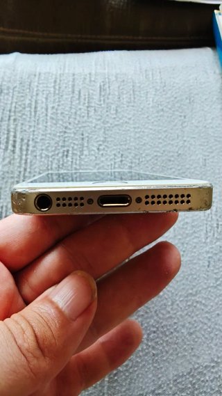 Lote iPhone 5 e iPhone 5s (Per Ricambi o Riparazione)