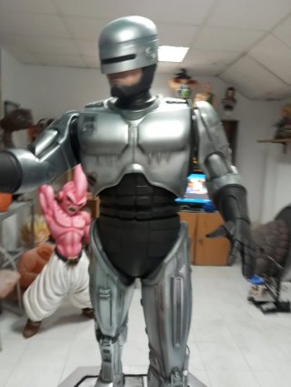 Robocop tamaño real