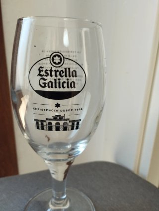 Lote 8 vasos y copas colección