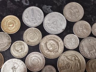 Lote de monedas comunistas