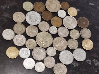 Lote de monedas comunistas