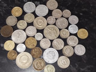 Lote de monedas comunistas