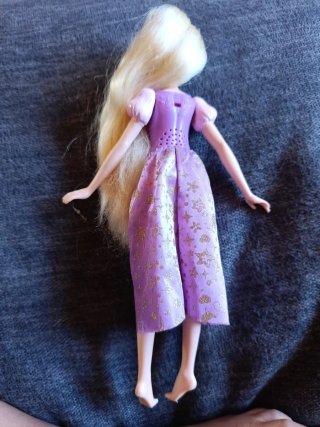 Muñeca Rapunzel Disney Morada