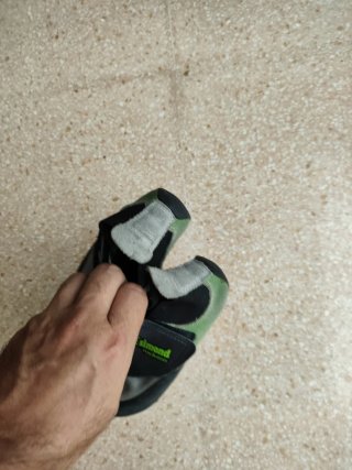 Zapatillas de escalada Simond