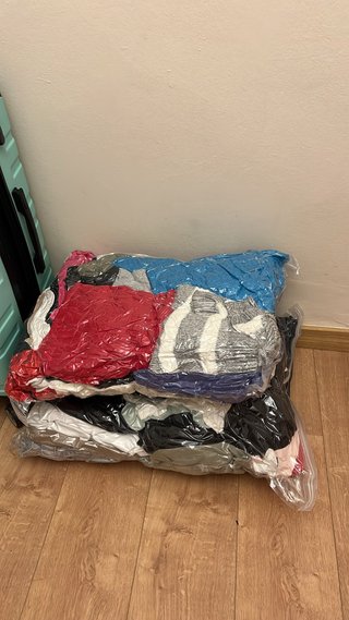 Caja de Ropa Usada Variada