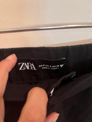 Shorts negros Zara