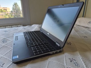 Portátil Dell Latitude E6540