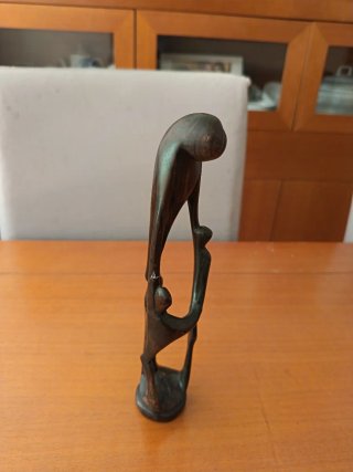 Figuras de arte popular africano