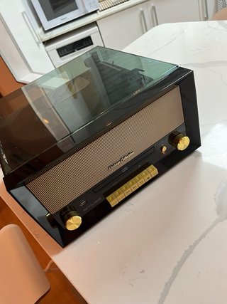 Tocadiscos Vintage Negro y Dorado
