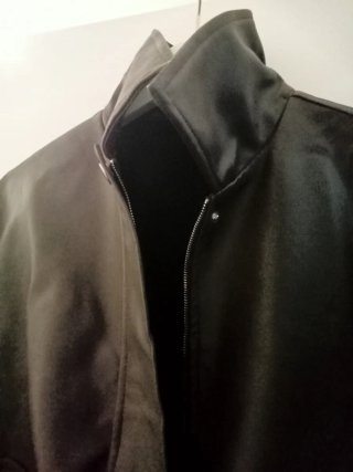 Chaqueta bomber efecto piel Shein marrón
