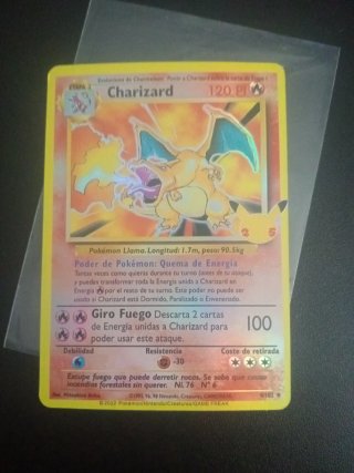 Carta Pokémon Charizard 120 HP