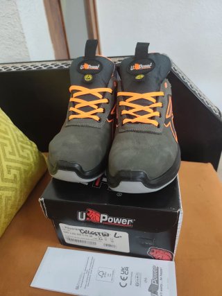 Zapatos U-Power Talla 44 Nuevos