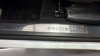 Peugeot 5008 5 AÑOS GARANTÍA