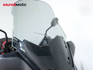 YAMAHA X-MAX 125