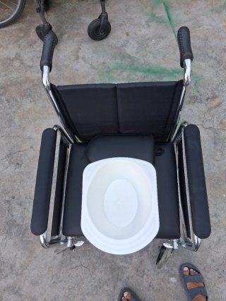 Silla de ruedas - ducha y WC