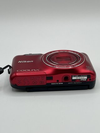 Nikon Coolpix S6600 16MP Digital Camera Red Flip