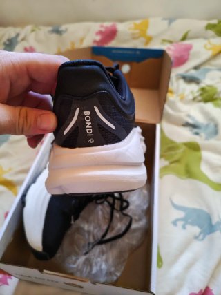 Zapatillas Hoka Bondi 9 Talla 39 Nuevas
