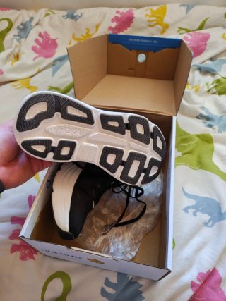 Zapatillas Hoka Bondi 9 Talla 39 Nuevas