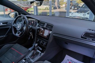 VOLKSWAGEN GOLF GTI PERFORMANCE 245 CV