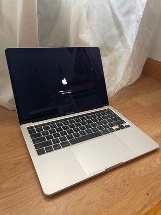 MacBook Pro 13” 2020 256GB Plata
