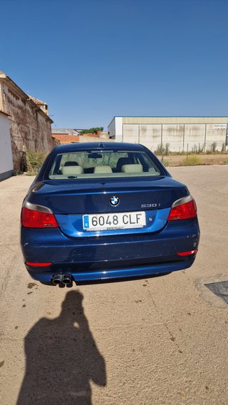 BMW 530i