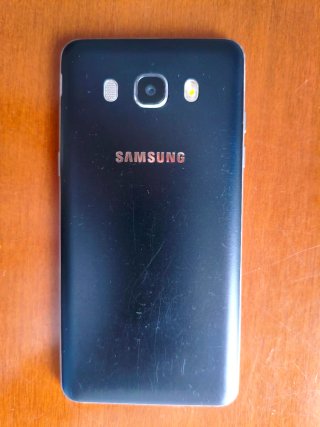 Samsung Galaxy J5 Nero/Argento Metallo