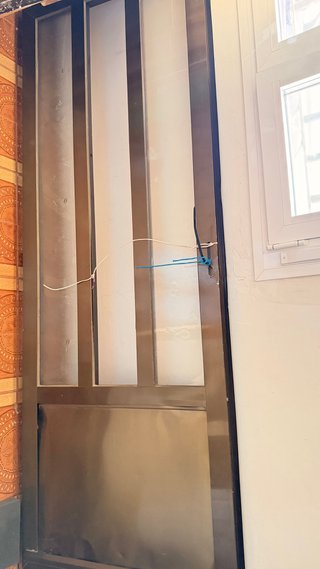 Puerta aluminio cobre