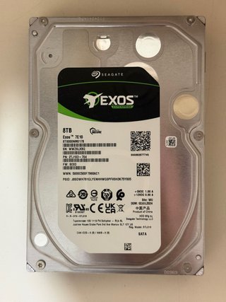 Disco duro Seagate Exos 8 TB