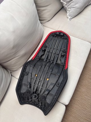 Asiento BMW F750GS