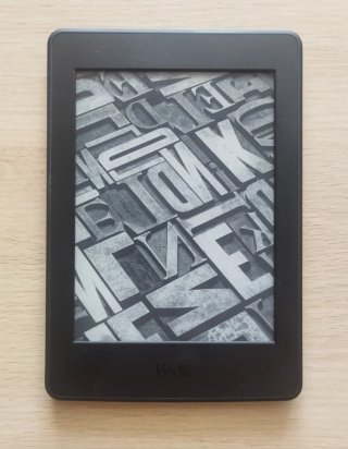 KINDLE PAPERWHITE