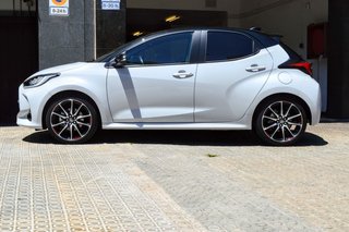 Toyota Yaris 120H GR SPORT PLUS 2023
