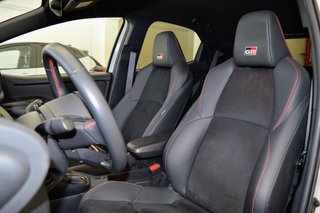 Toyota Yaris 120H GR SPORT PLUS 2023