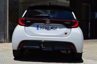 Toyota Yaris 120H GR SPORT PLUS 2023