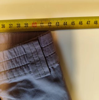 Pantalón corto deportivo Quechua Talla 44