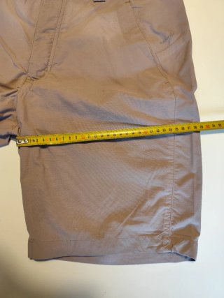 Pantalón corto deportivo Quechua Talla 44