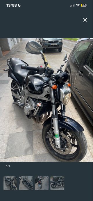 Yamaha FZ6 Naked Negra