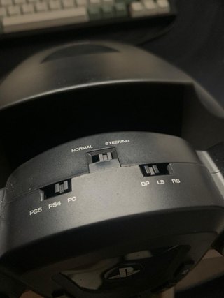 Volante HORI Racing Wheel Apex MULTI plataforma.