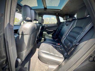 Porsche Macan Turbo 2018