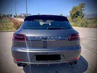 Porsche Macan Turbo 2018