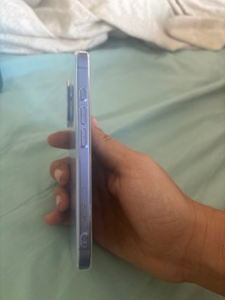 iPhone 16 Morado Nuevo