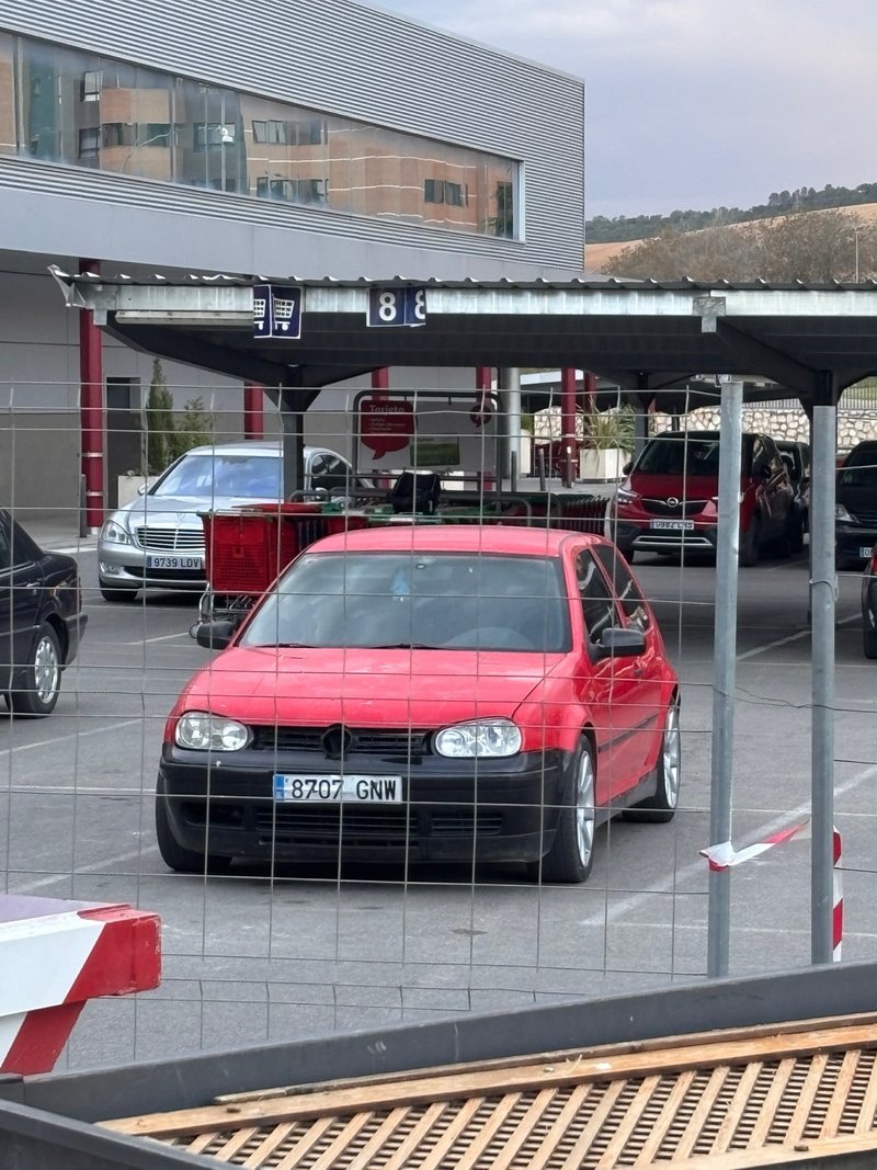 Volkswagen Golf 1999 - foto 1