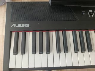 Piano Alesis Recital 61 Teclas