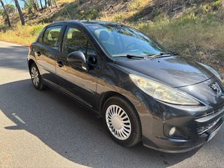 Peugeot 207 2011