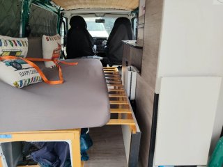 Camperización T4 - Mueble y Cama