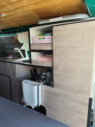 Camperización T4 - Mueble y Cama