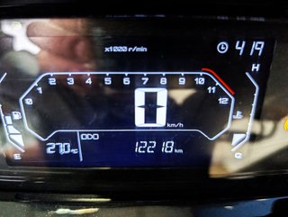 YAMAHA XMAX 125   (modelo actual) 2024