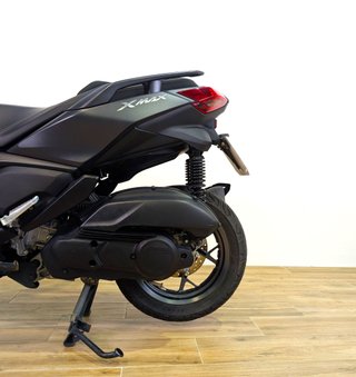 YAMAHA XMAX 125   (modelo actual) 2024
