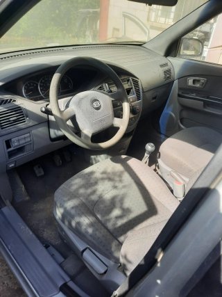 KIA Carens 2005