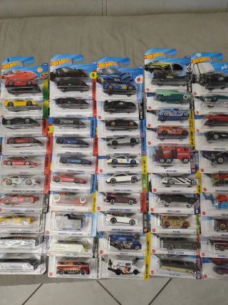 Lotto 70 Hot Wheels