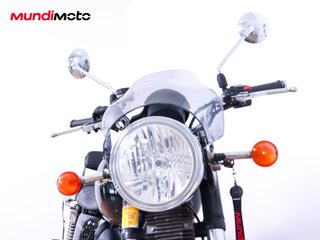 TRIUMPH BONNEVILLE T100